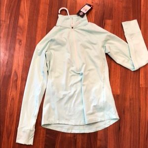 Under Armour NWT women’s 3/4 zip